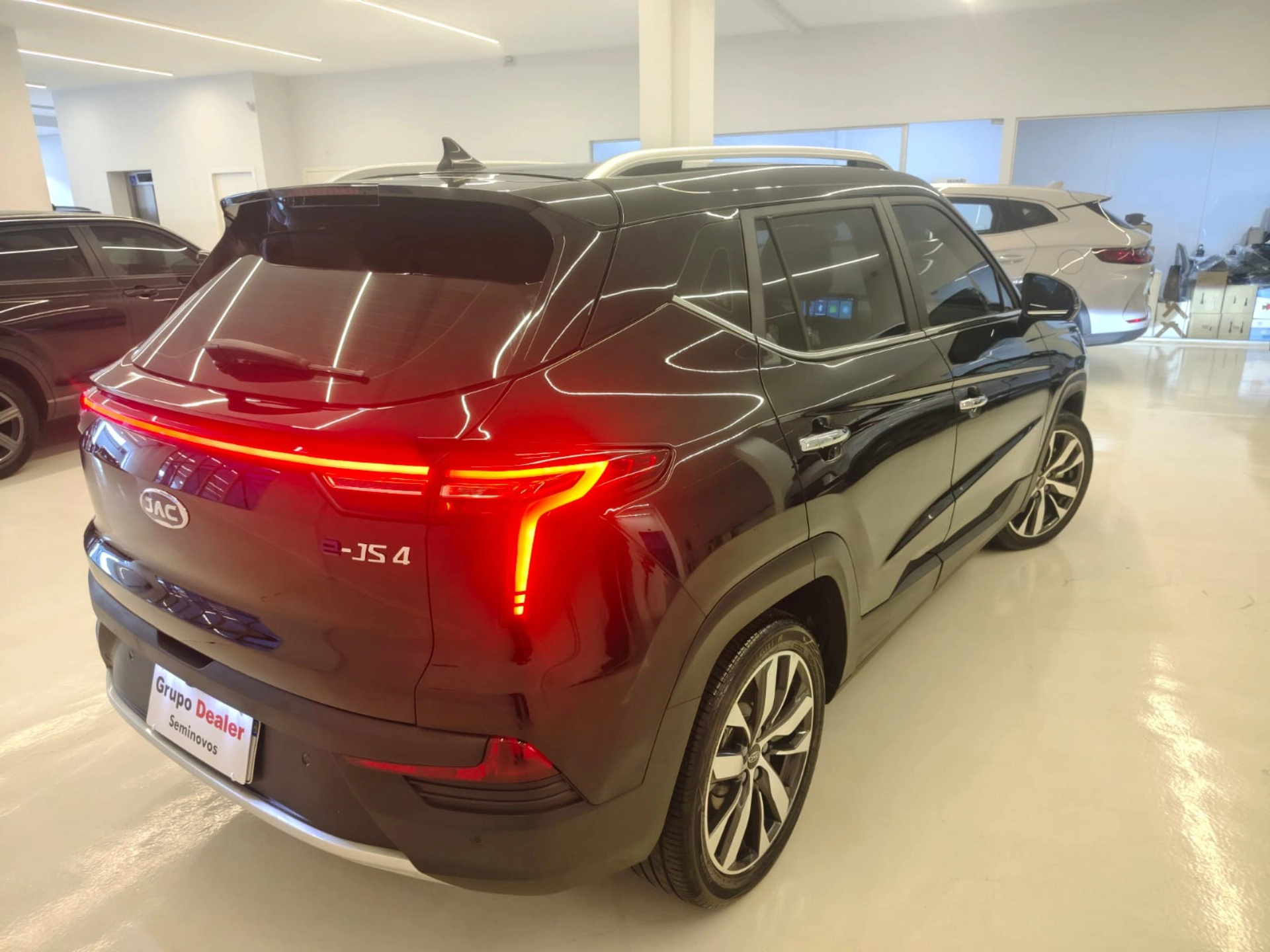 jac E-JS4 ELÉTRICO AUTOMÁTICO 20235