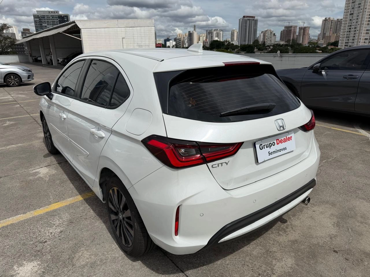 honda CITY 1.5 I-VTEC FLEX HATCH TOURING CVT 20255