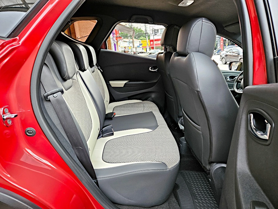 renault CAPTUR 1.6 16V SCE FLEX INTENSE X-TRONIC 202013