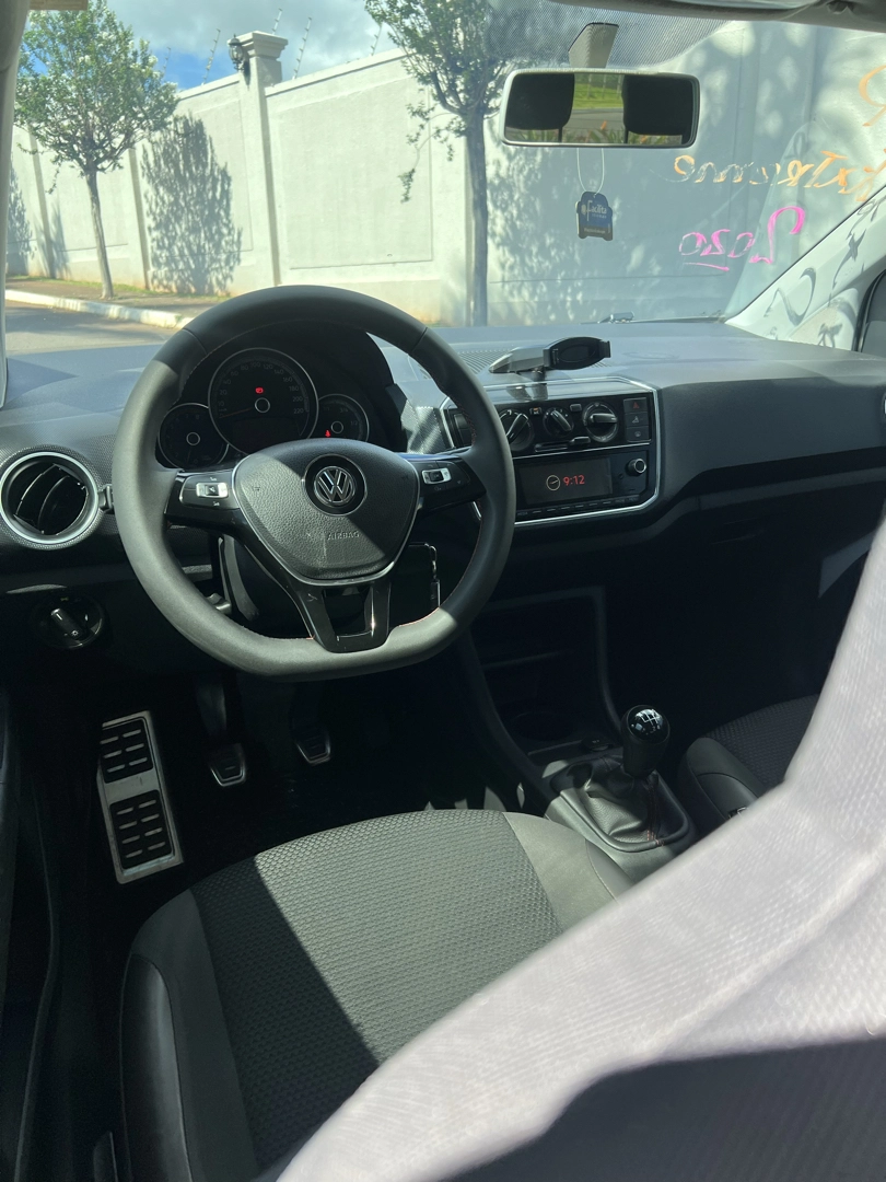VOLKSWAGEN UP 1.0 170 TSI TOTAL FLEX XTREME 4P MANUAL
