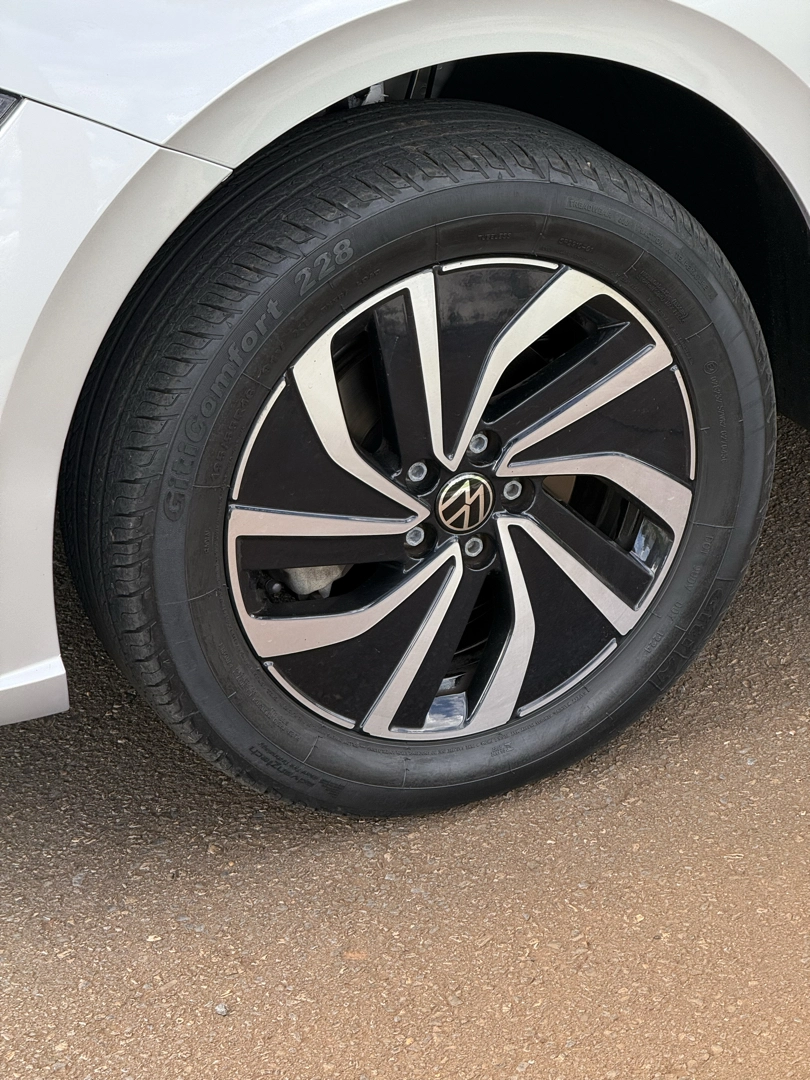 VOLKSWAGEN POLO 1.0 170 TSI HIGHLINE AUTOMÁTICO