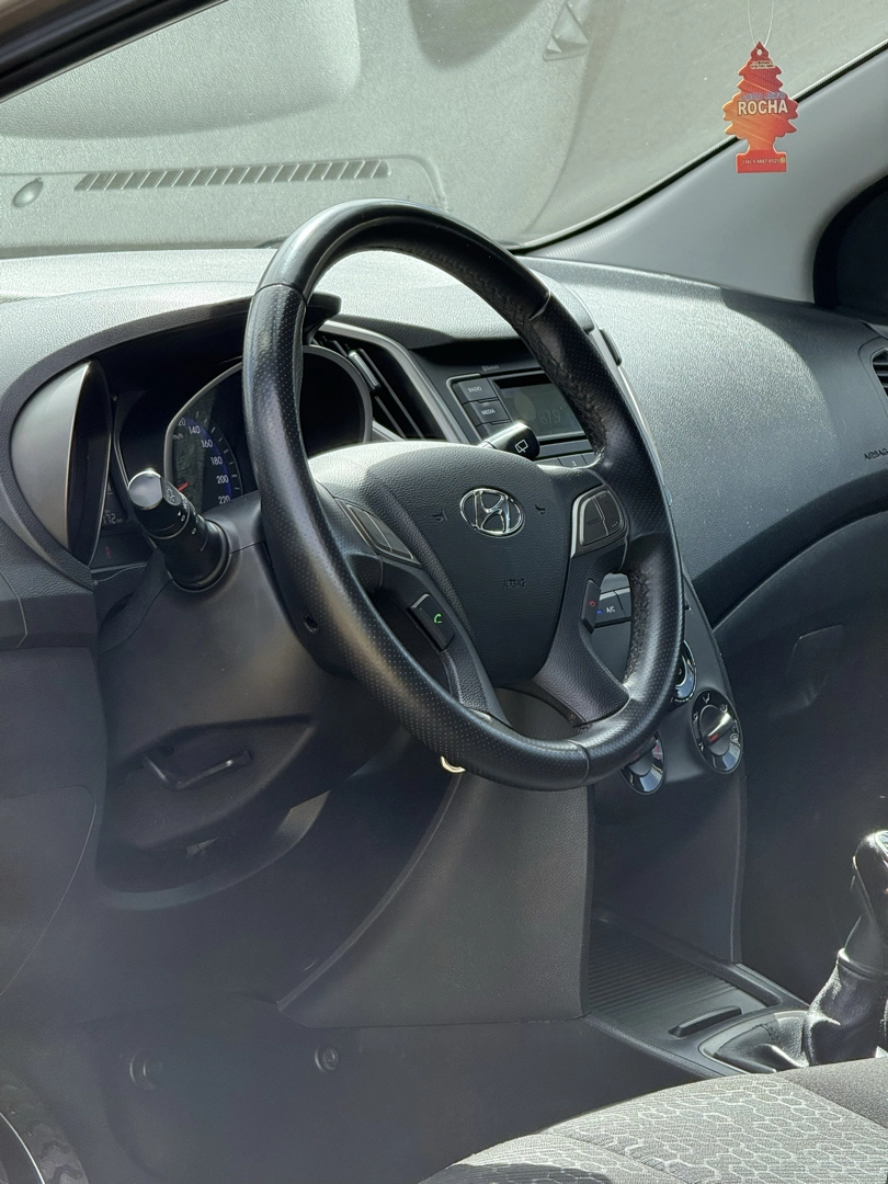 HYUNDAI HB20 1.6 COMFORT PLUS 16V FLEX 4P MANUAL