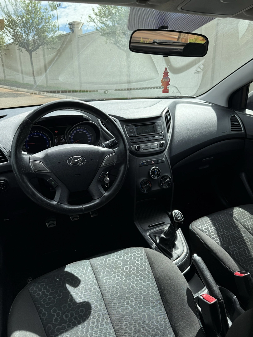 HYUNDAI HB20 1.6 COMFORT PLUS 16V FLEX 4P MANUAL