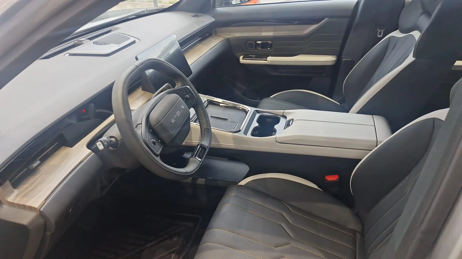 jetour S06 1.5 TGDI PHEV ADVANCE DHT 202610