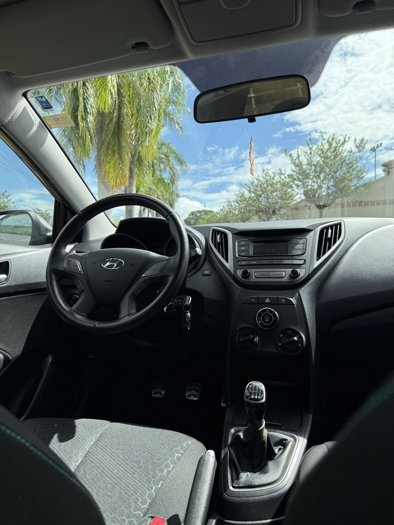 HYUNDAI HB20 1.6 COMFORT PLUS 16V FLEX 4P MANUAL