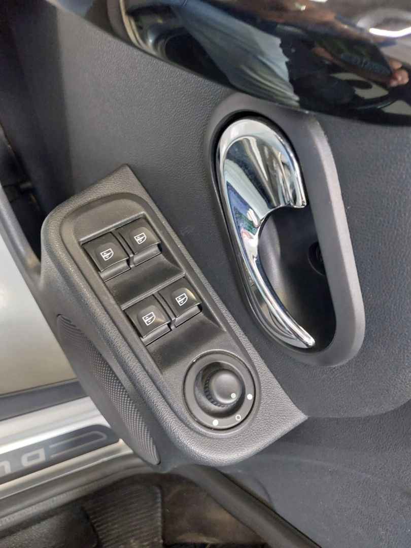 renault DUSTER 1.6 16V SCE FLEX DYNAMIQUE X-TRONIC 202010