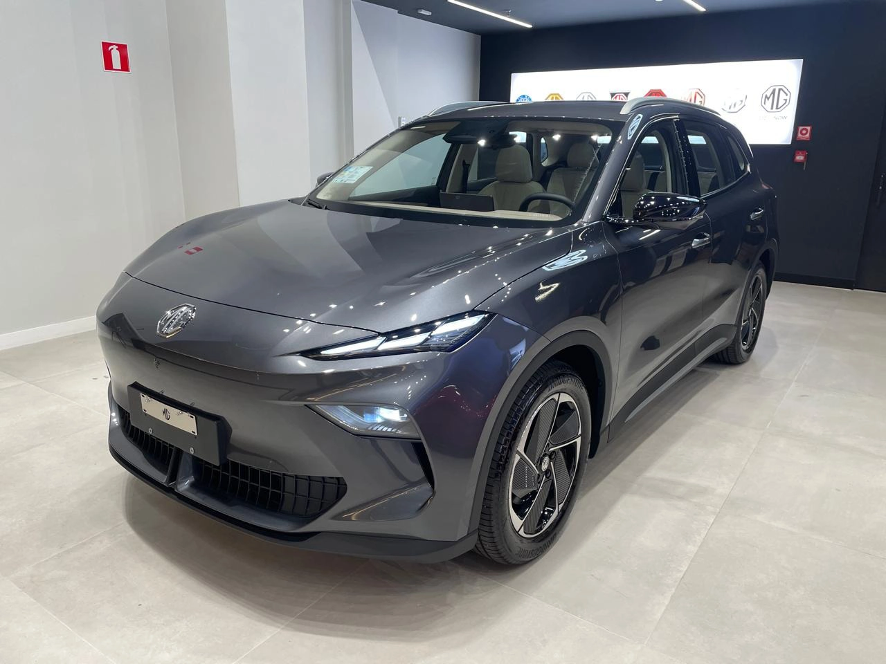 MG-S5-64 KW ELÉTRICO LUXURY