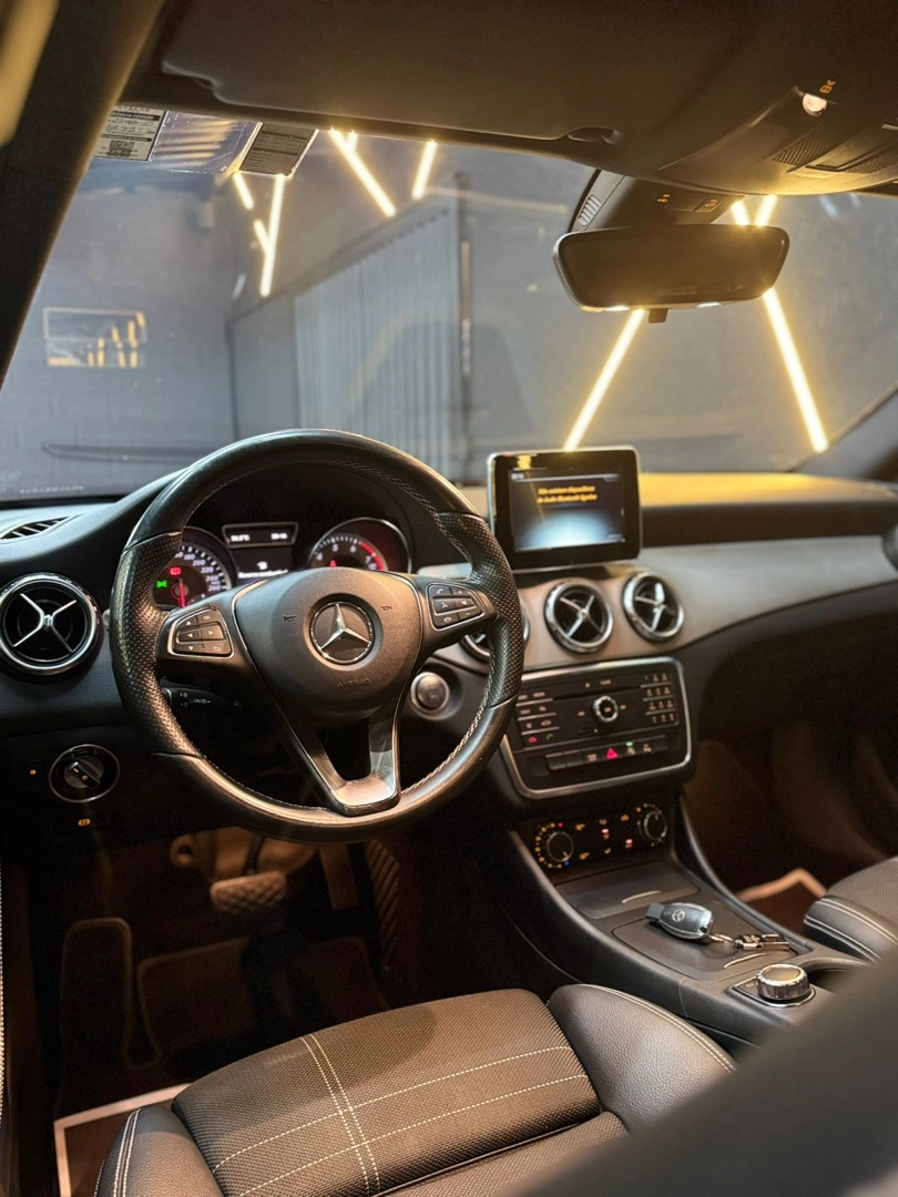 MERCEDES-BENZ GLA 200 1.6 CGI ADVANCE 16V TURBO FLEX 4P AUTOMÁTICO