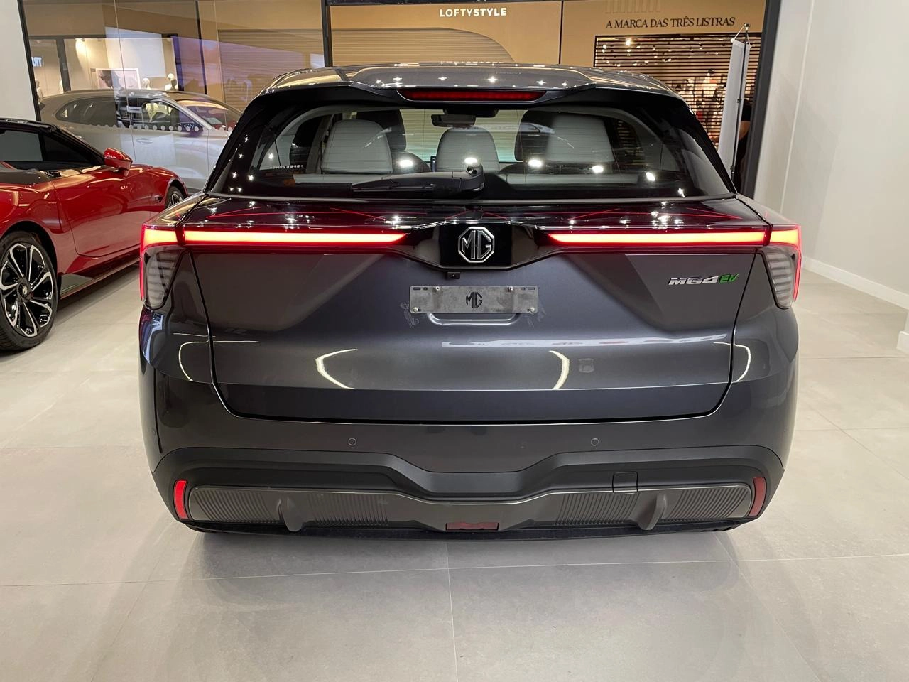 MG-4-64 KW ELÉTRICO LUXURY
