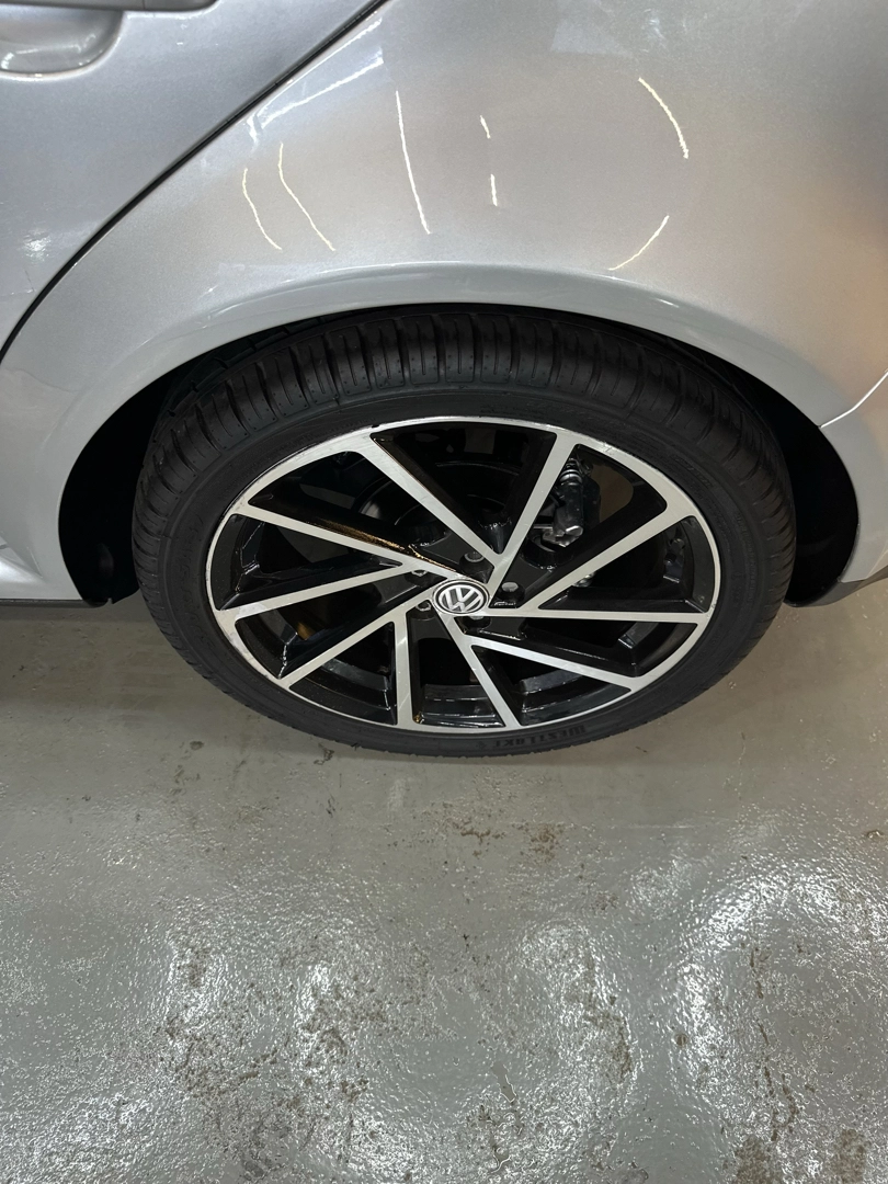 Volkswagen GOLF 2.0 MI SPORTLINE 8V FLEX 4P TIPTRONIC