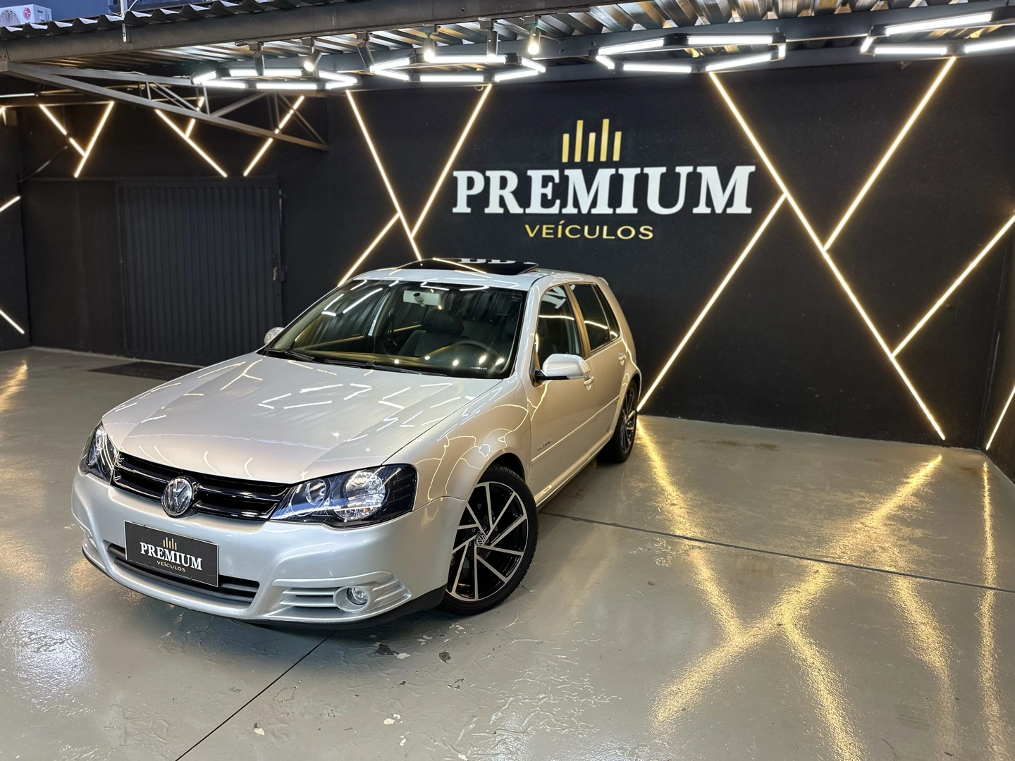 Volkswagen GOLF 2.0 MI SPORTLINE 8V FLEX 4P TIPTRONIC