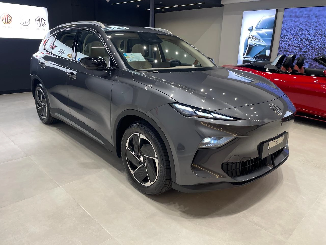 MG-S5-64 KW ELÉTRICO LUXURY