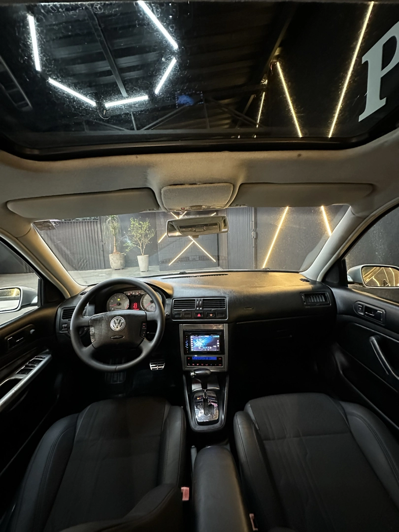 Volkswagen GOLF 2.0 MI SPORTLINE 8V FLEX 4P TIPTRONIC