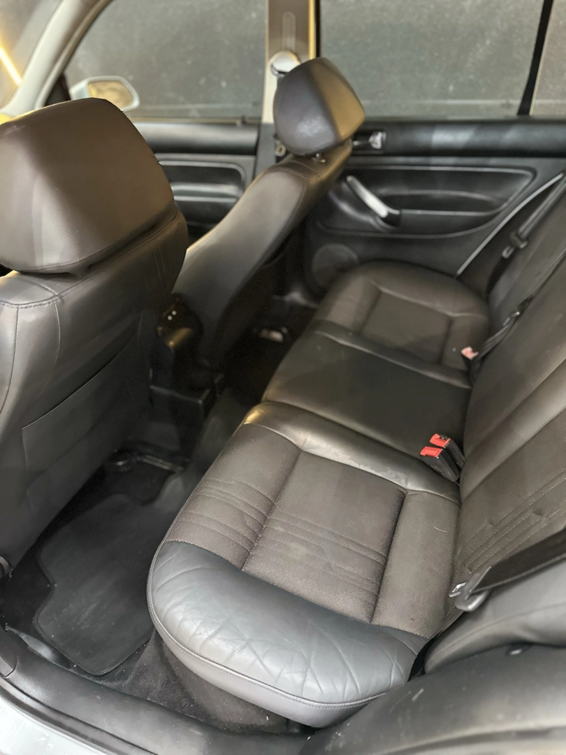 Volkswagen GOLF 2.0 MI SPORTLINE 8V FLEX 4P TIPTRONIC