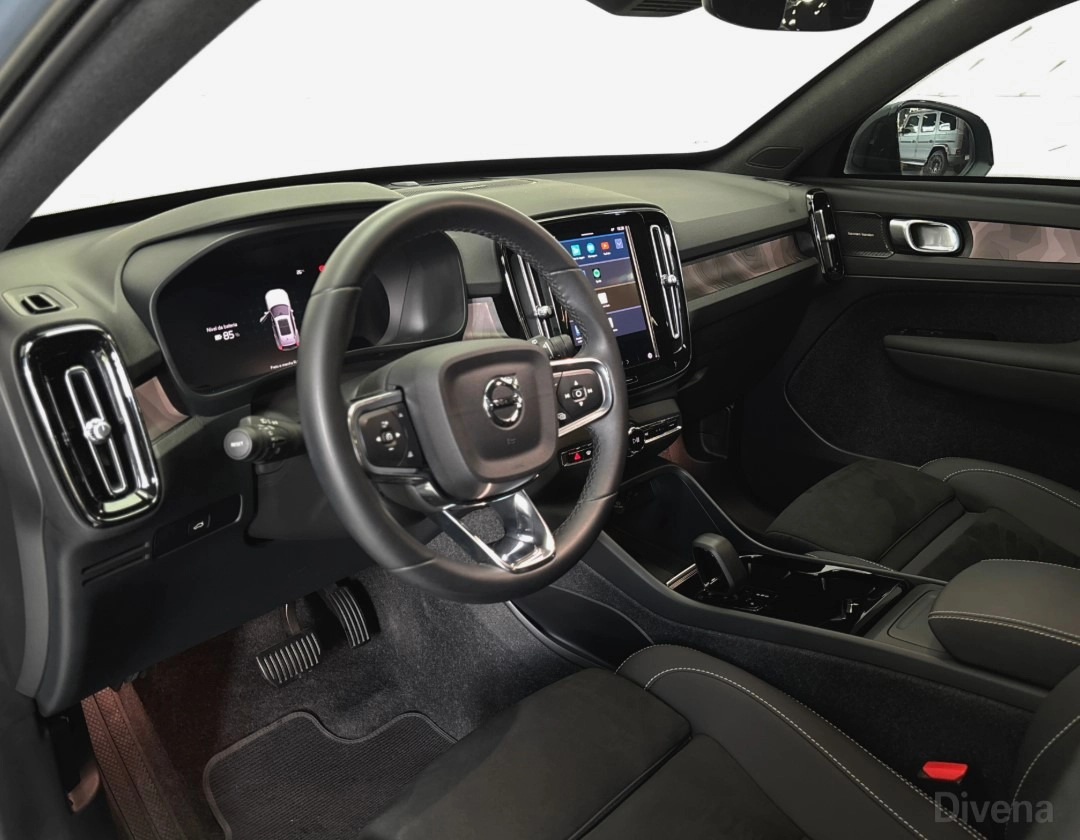 volvo XC40 P6 RECHARGE ELECTRIC PLUS 20235