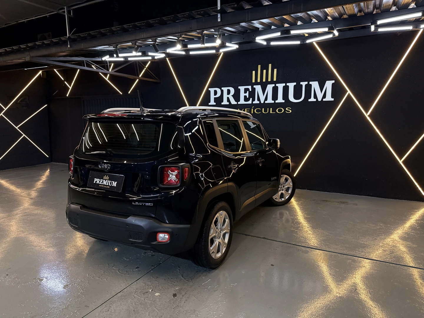 Jeep RENEGADE 1.8 16V FLEX LIMITED 4P AUTOMÁTICO