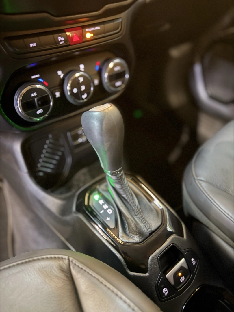 Jeep RENEGADE 1.8 16V FLEX LIMITED 4P AUTOMÁTICO