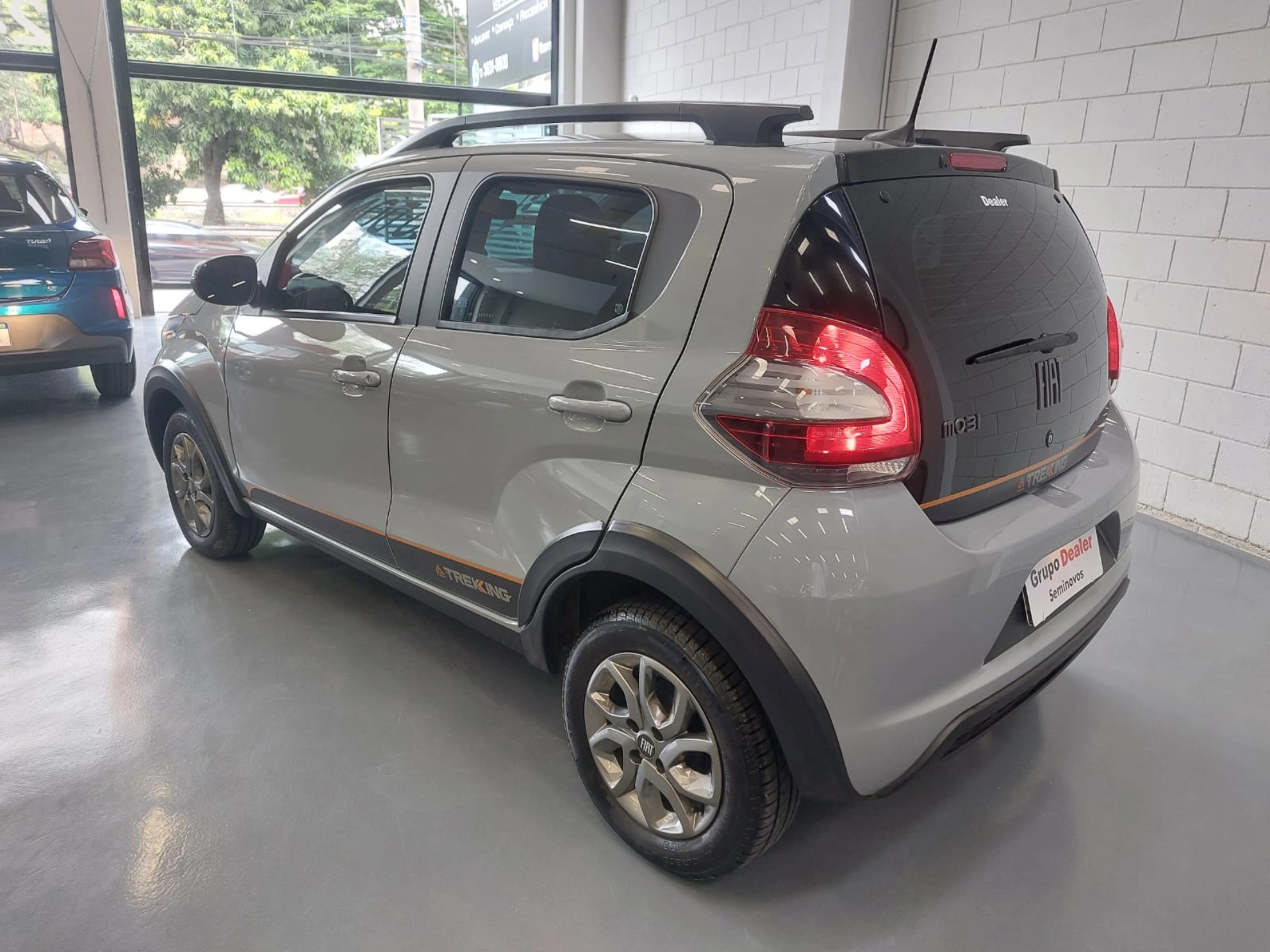 fiat MOBI 1.0 EVO FLEX TREKKING MANUAL 20233