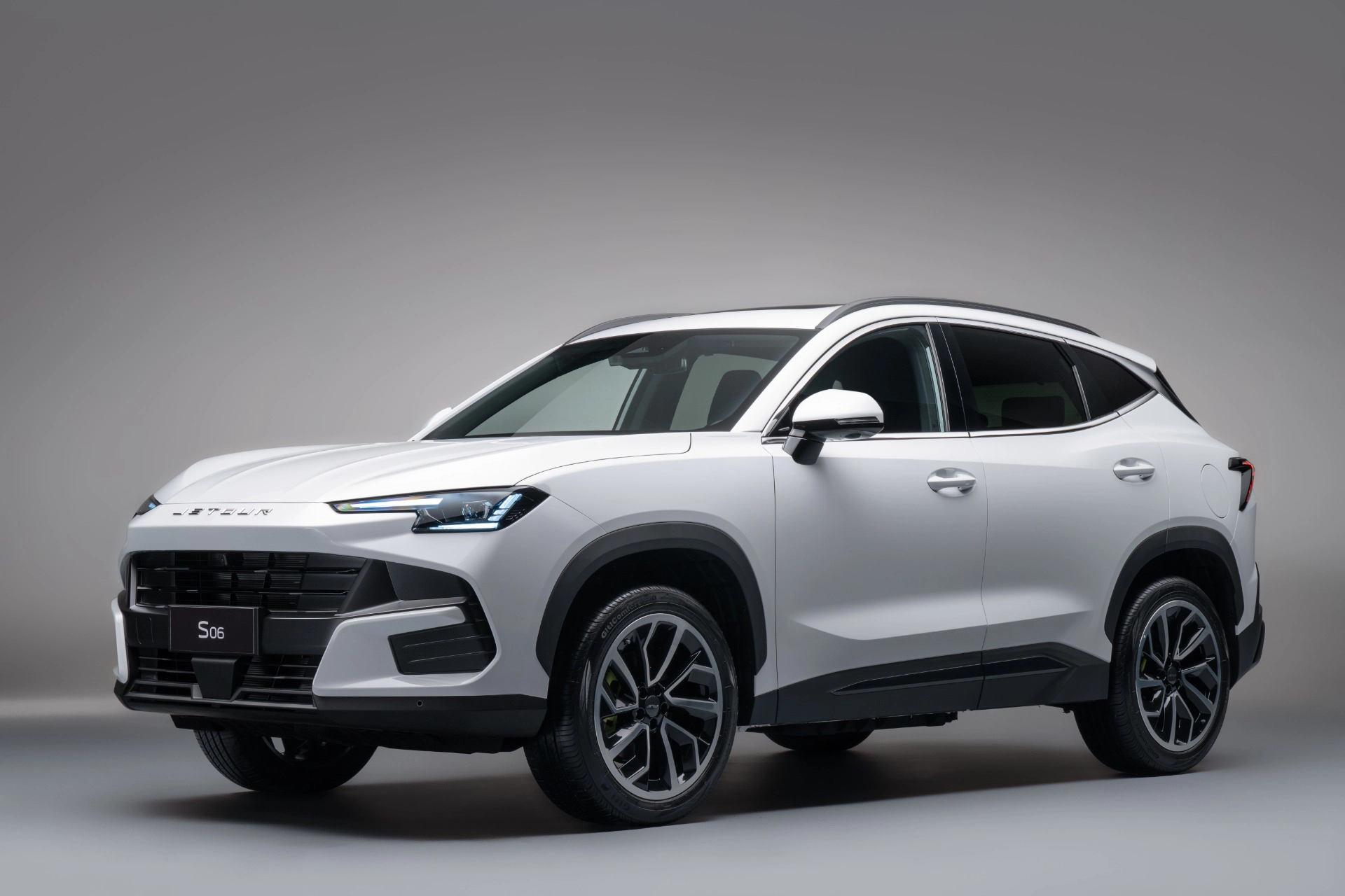 jetour S06 1.5 TGDI PHEV ADVANCE DHT 2026