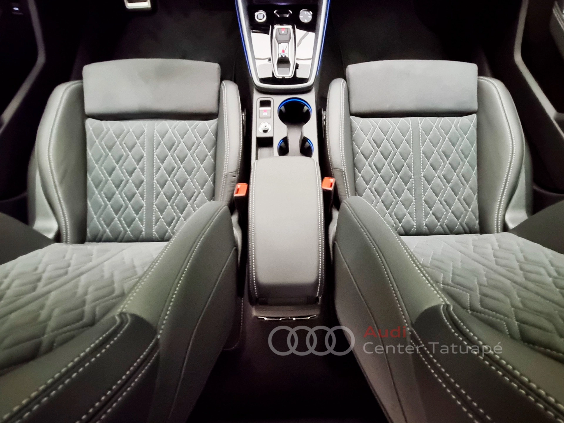 audi A3 2.0 40 TFSI GASOLINA SEDAN PERFORMANCE BLACK S-TRONIC 202517