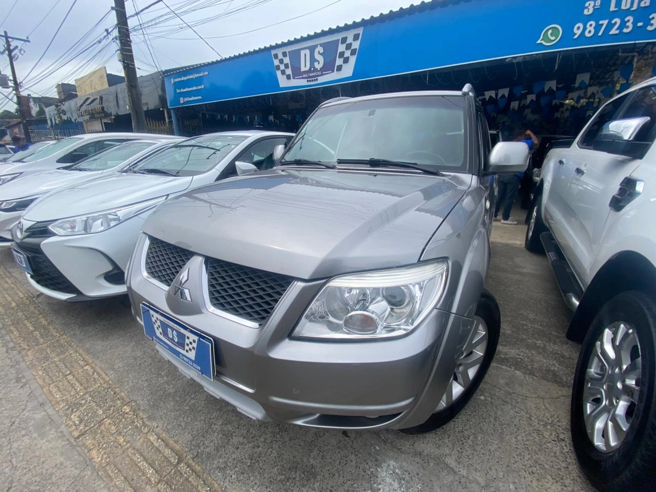Mitsubishi Pajero 2012