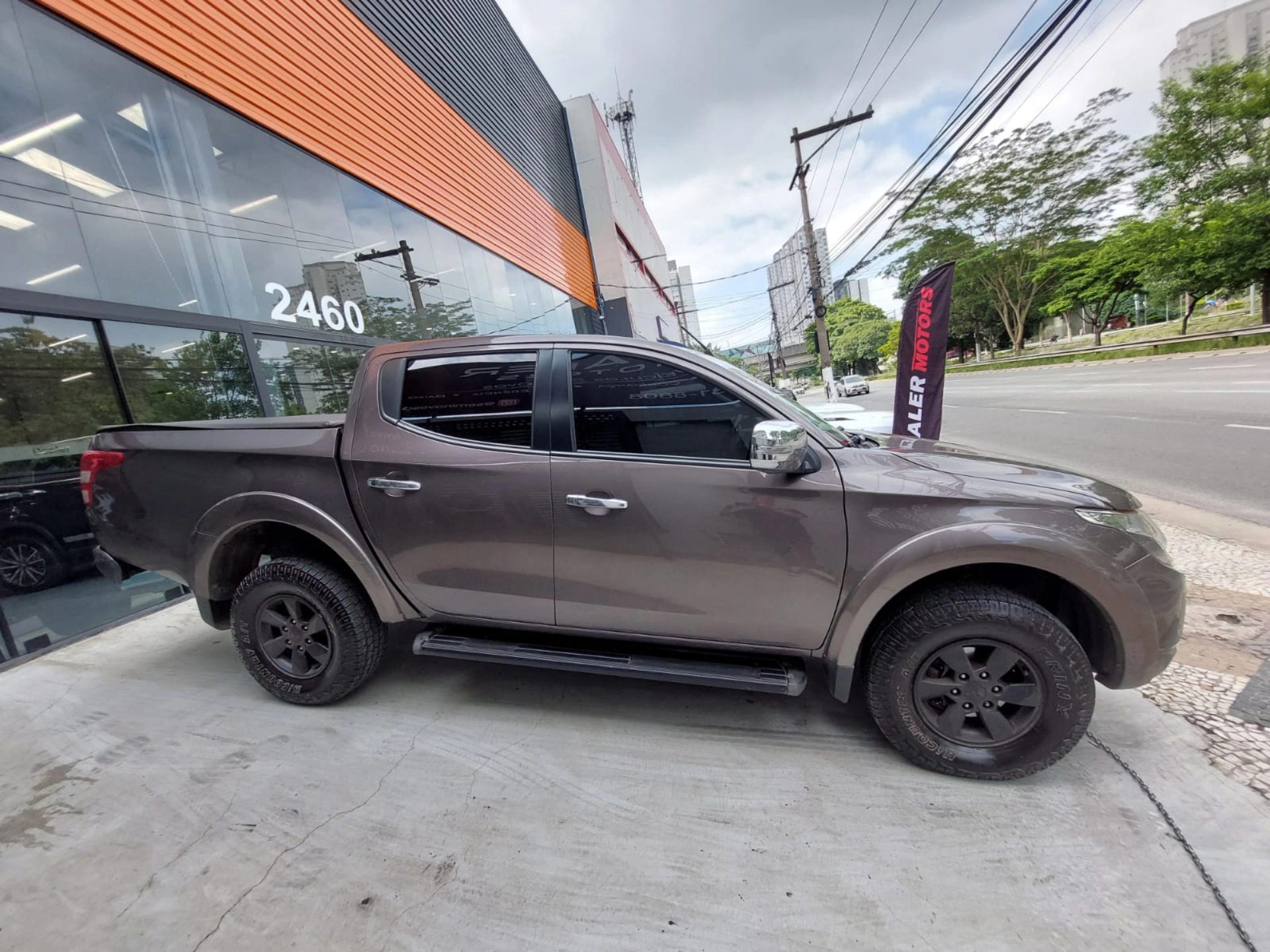 mitsubishi L200 TRITON 2.4 16V TURBO DIESEL SPORT HPE CD 4P 4X4 AUTOMÁTICO 20199