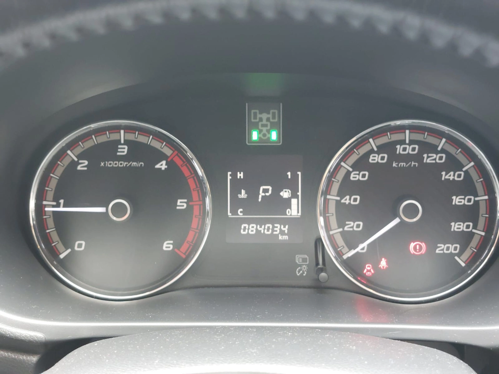 mitsubishi L200 TRITON 2.4 16V TURBO DIESEL SPORT HPE CD 4P 4X4 AUTOMÁTICO 20196