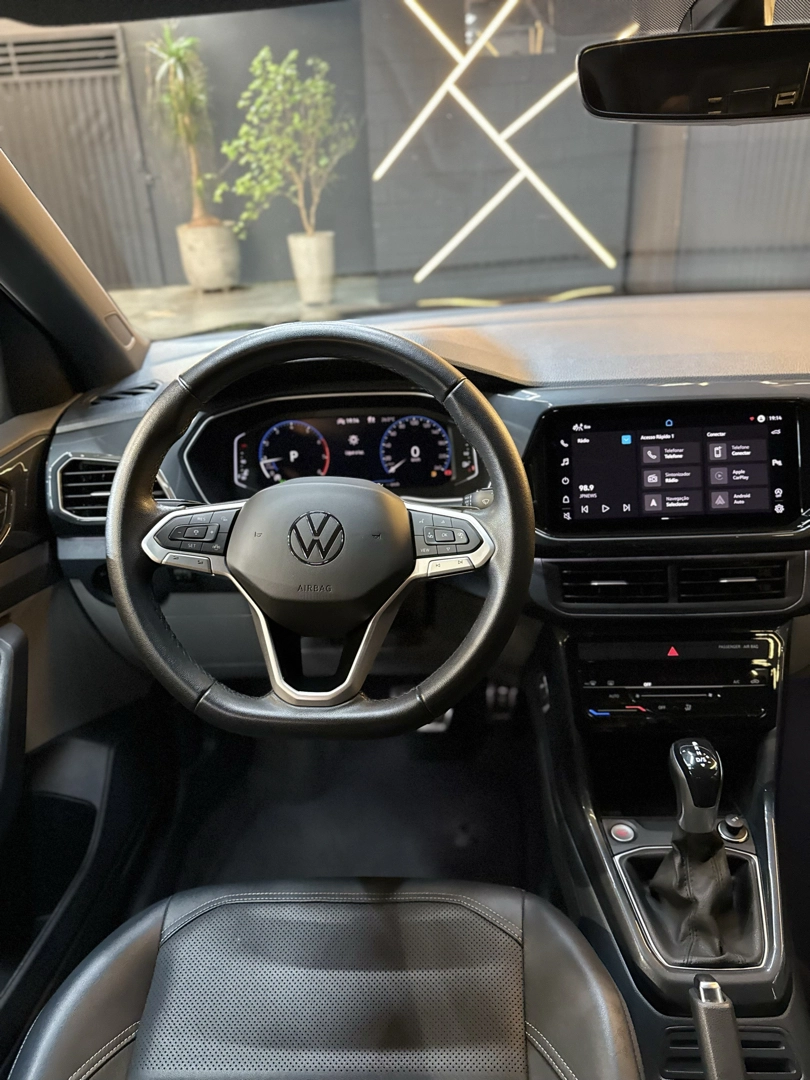 Volkswagen T-Cross 1.4 250 TSI TOTAL FLEX HIGHLINE AUTOMÁTICO