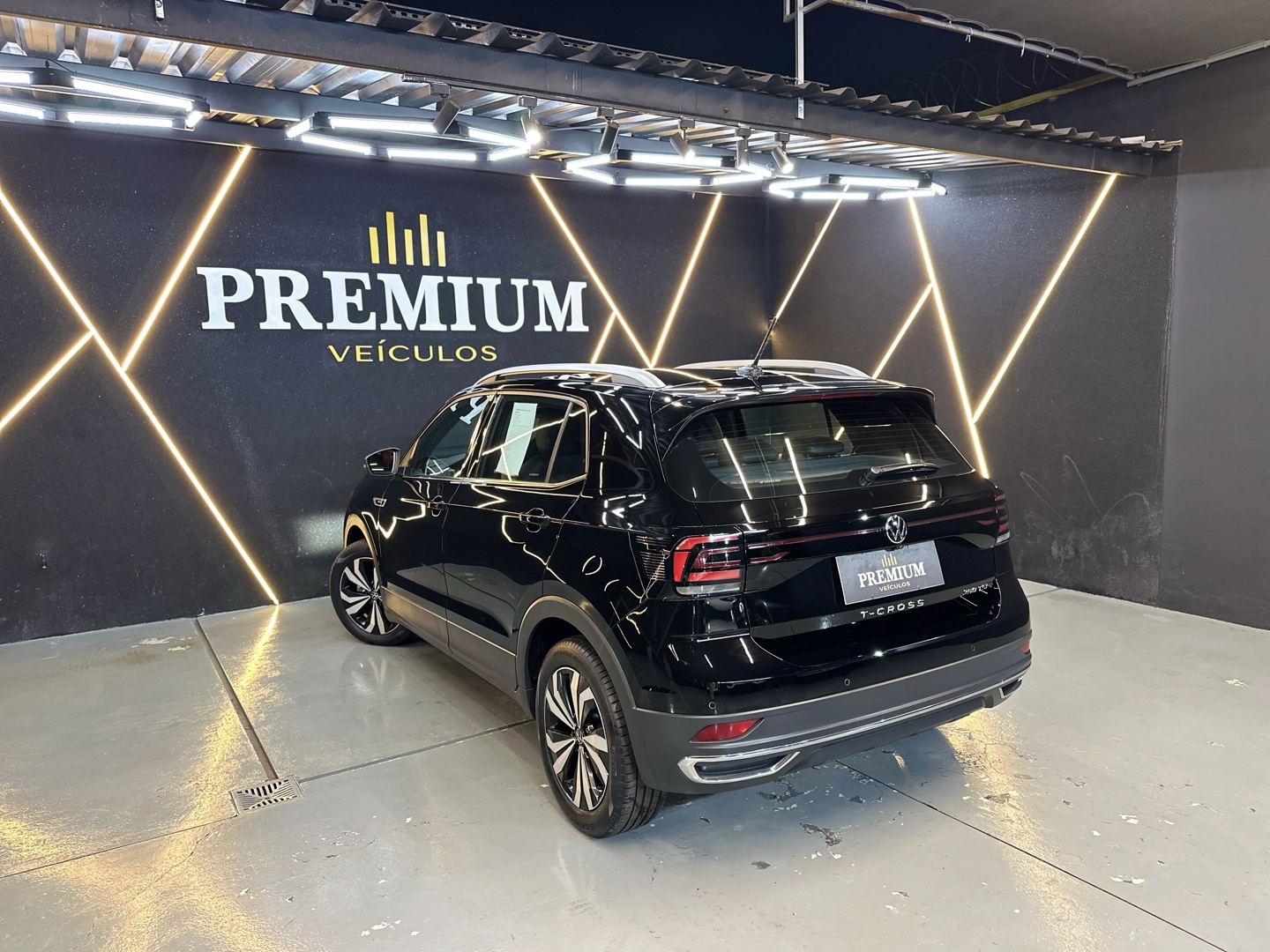 Volkswagen T-Cross 1.4 250 TSI TOTAL FLEX HIGHLINE AUTOMÁTICO