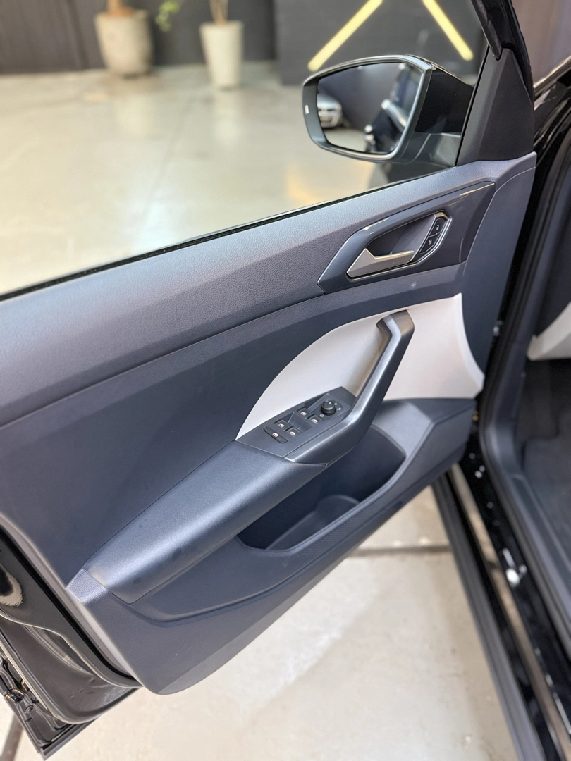 Volkswagen T-Cross 1.4 250 TSI TOTAL FLEX HIGHLINE AUTOMÁTICO