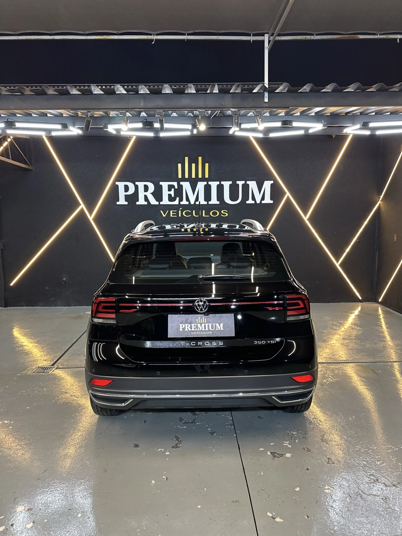 Volkswagen T-Cross 1.4 250 TSI TOTAL FLEX HIGHLINE AUTOMÁTICO