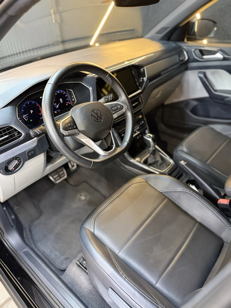 Volkswagen T-Cross 1.4 250 TSI TOTAL FLEX HIGHLINE AUTOMÁTICO
