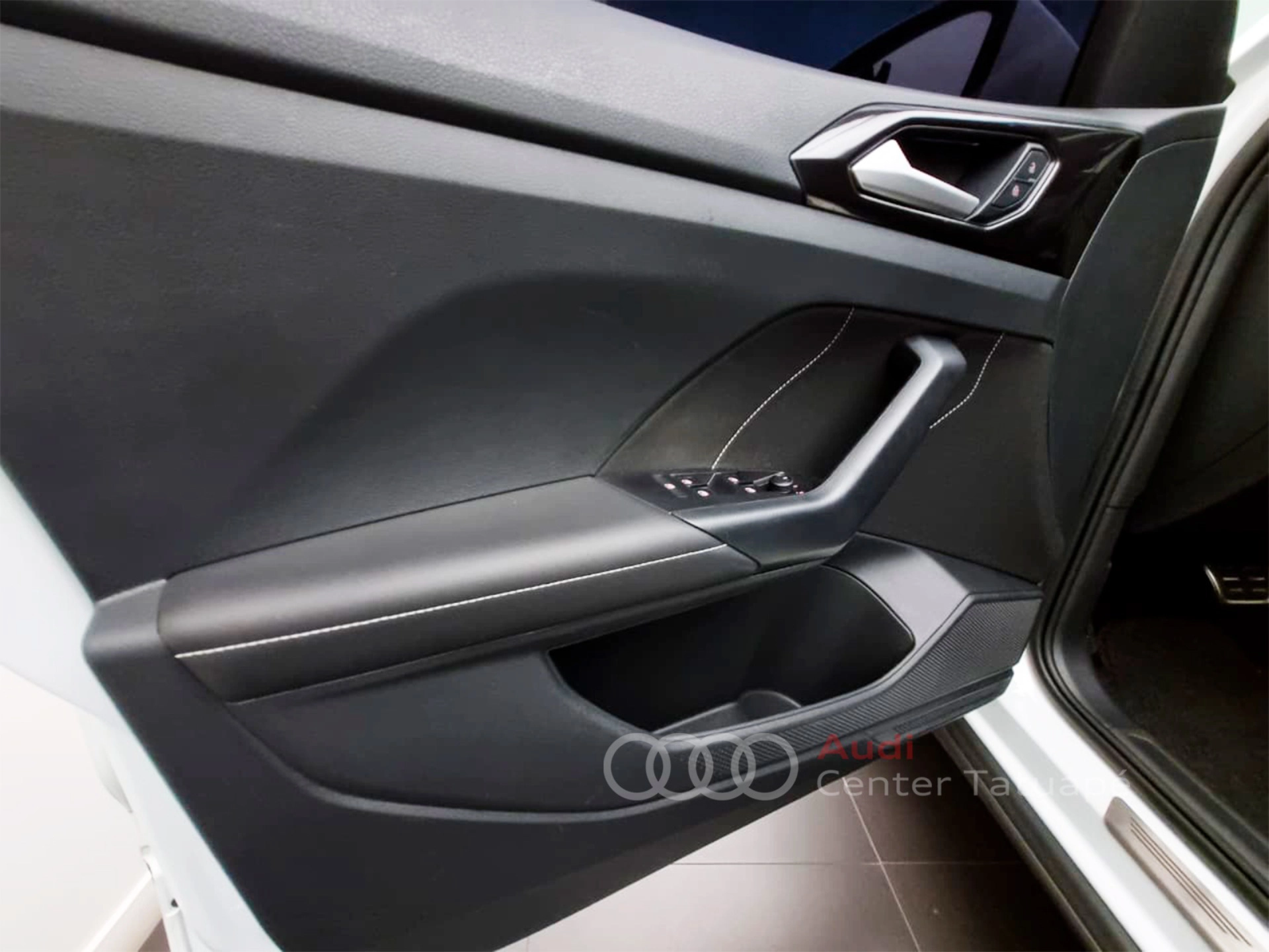 volkswagen T-CROSS 1.4 250 TSI TOTAL FLEX HIGHLINE AUTOMÁTICO 20258