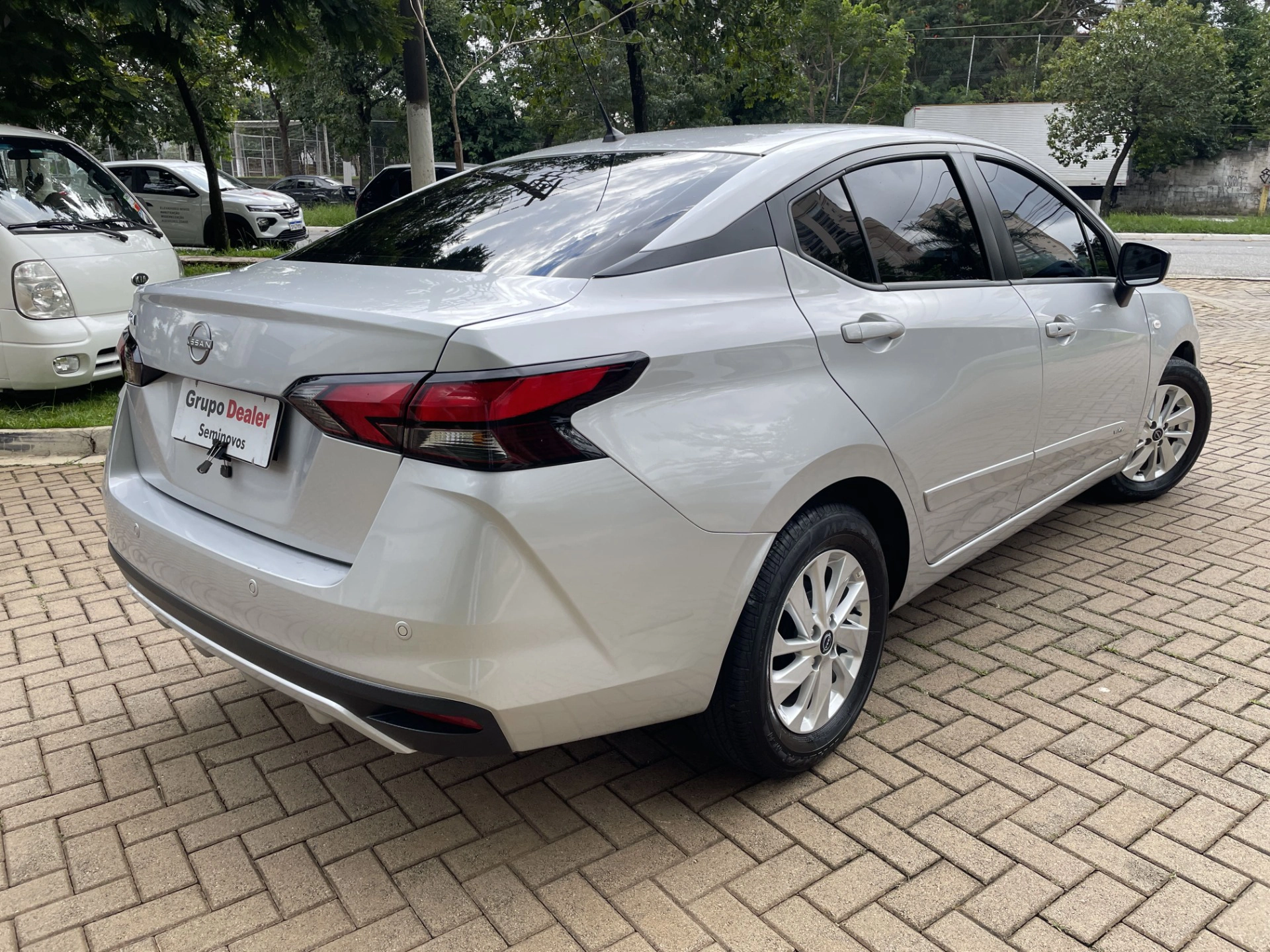 nissan VERSA 1.6 16V FLEX SENSE XTRONIC 20255