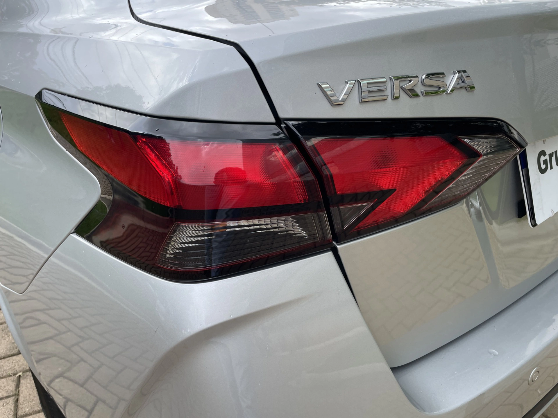 nissan VERSA 1.6 16V FLEX SENSE XTRONIC 20256