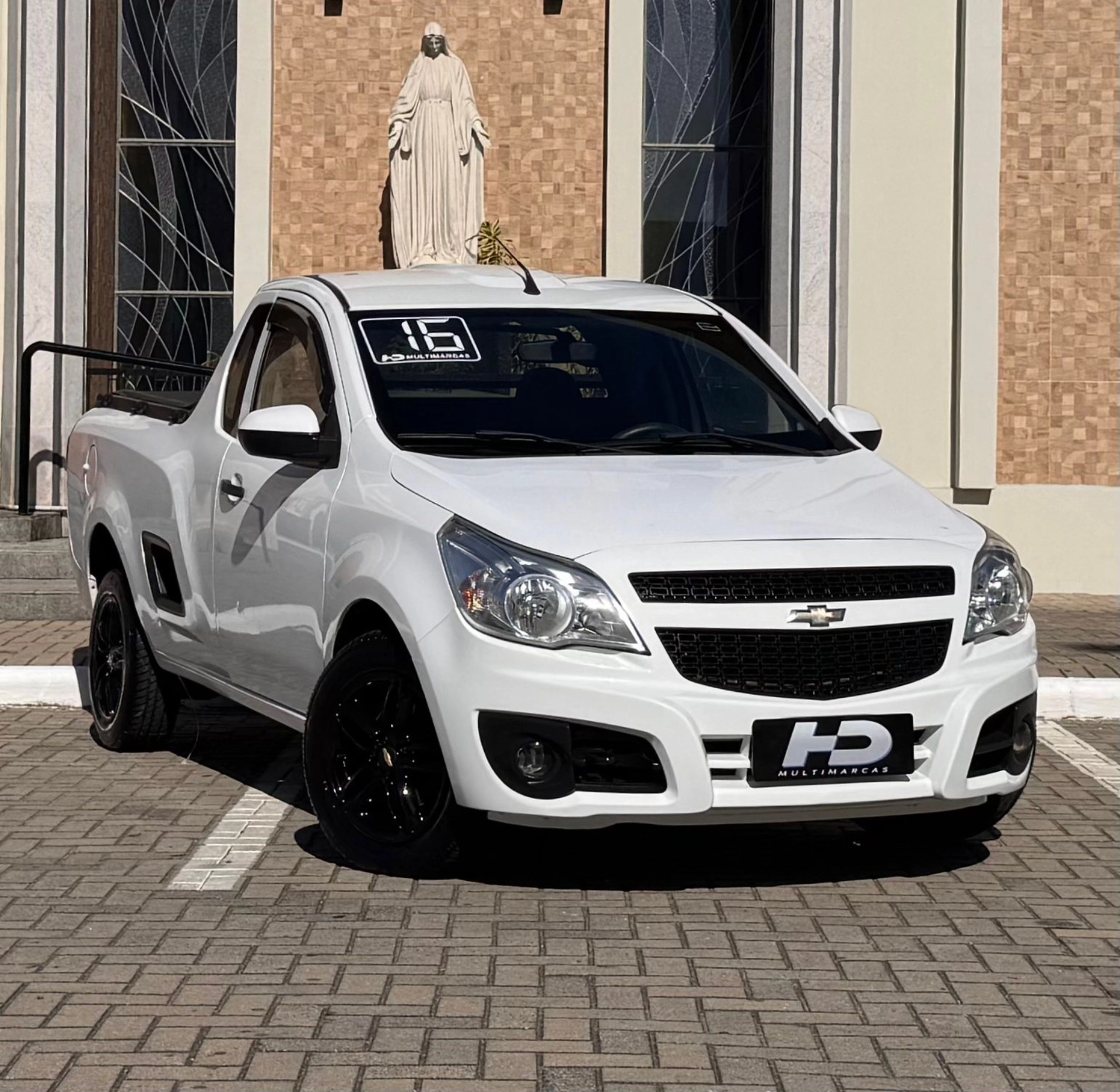 MONTANA 1.4 MPFI LS CS 8V FLEX 2P MANUAL