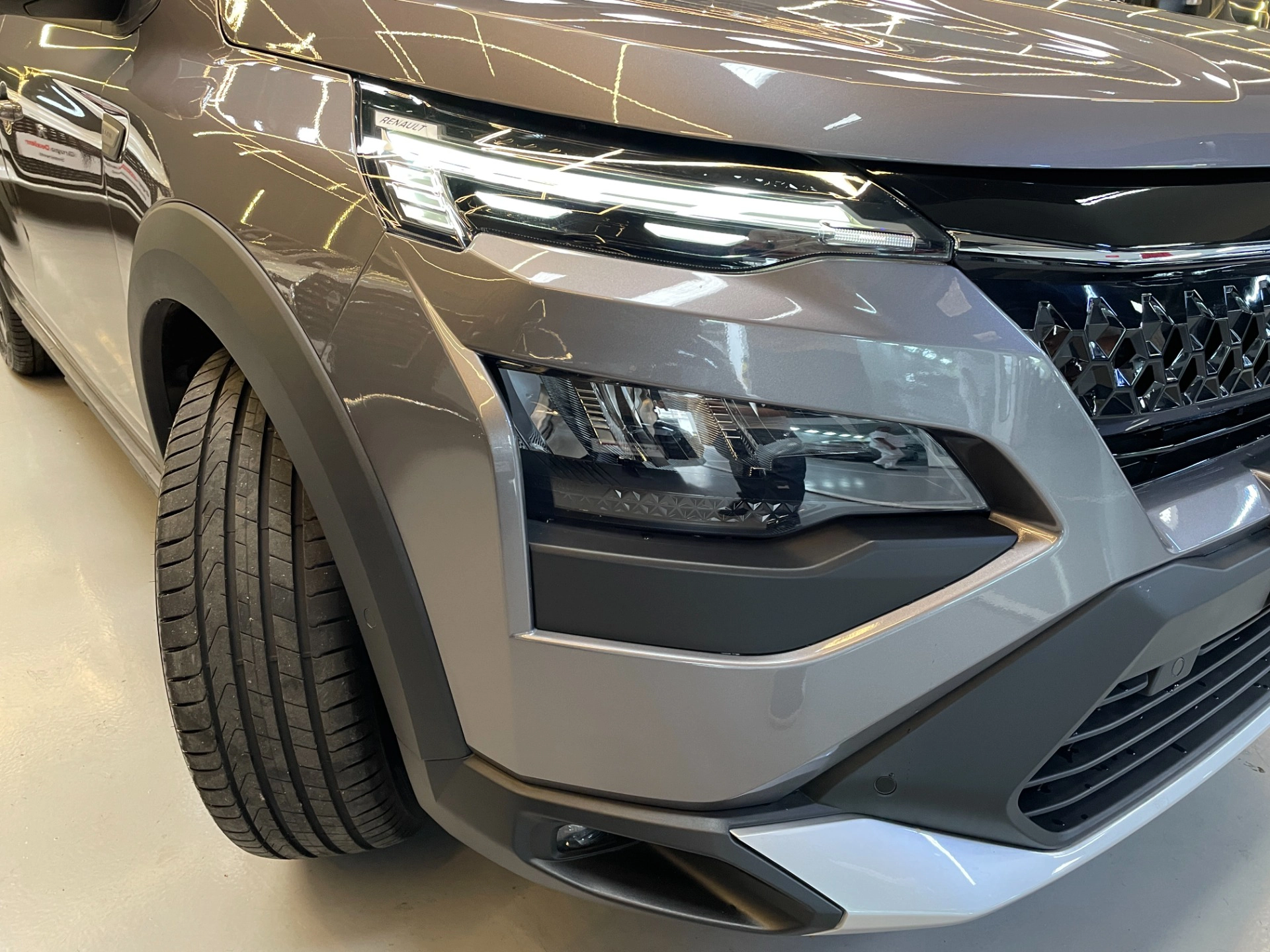 renault KARDIAN 1.0 TCE FLEX ICONIC EDC 20261