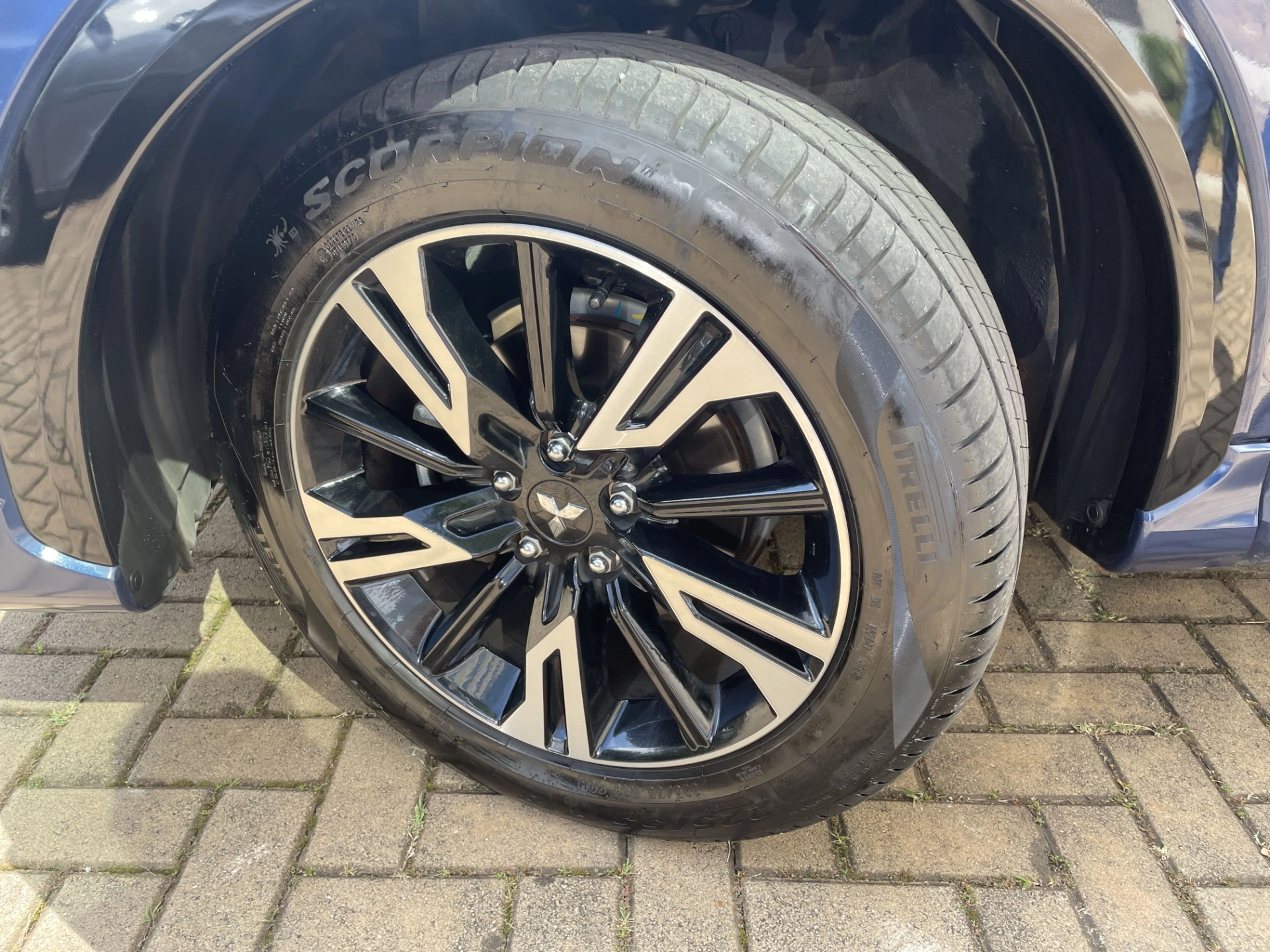 mitsubishi ECLIPSE CROSS 1.5 MIVEC TURBO GASOLINA HPE-S S-AWC CVT 202510