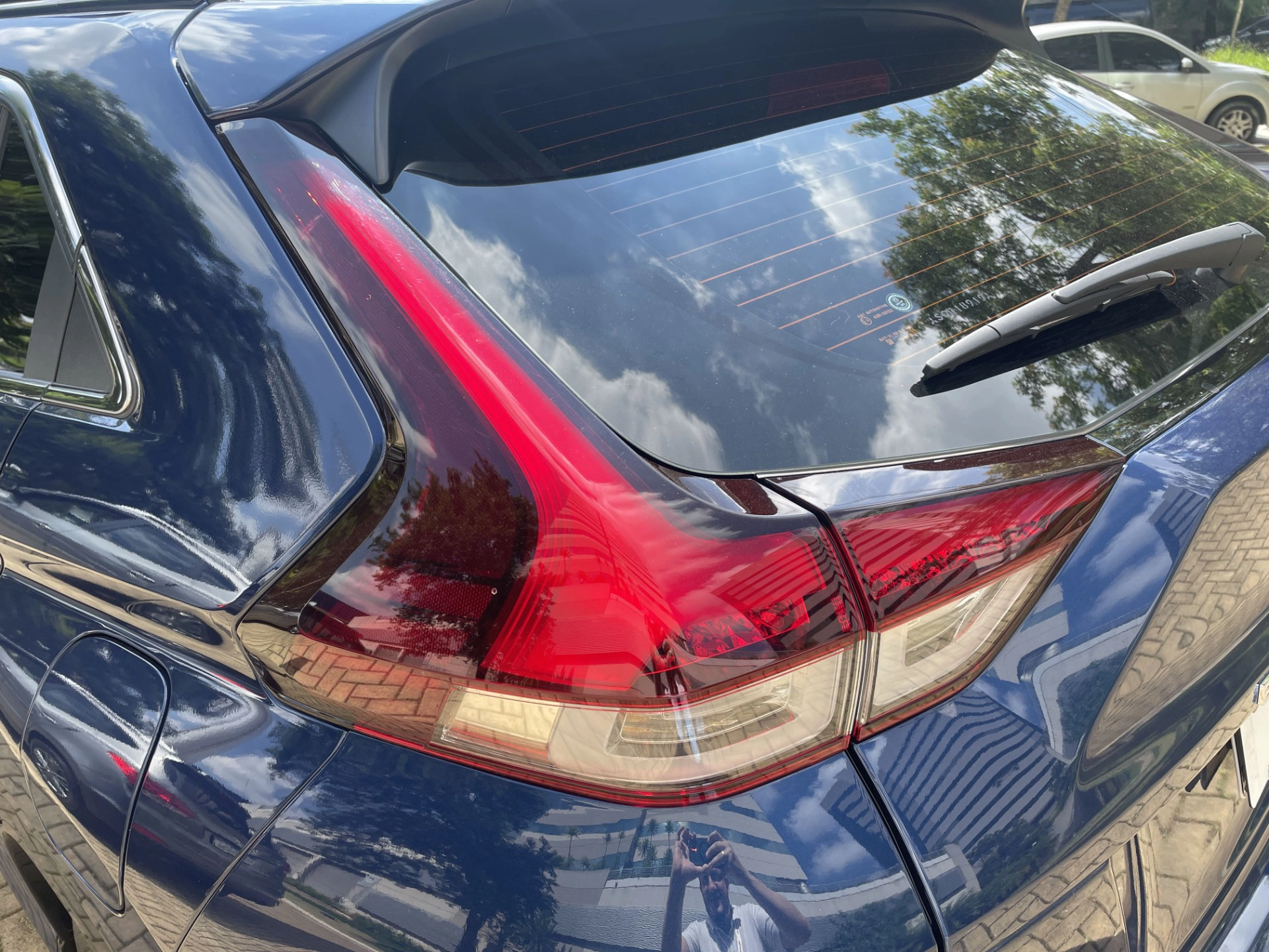 mitsubishi ECLIPSE CROSS 1.5 MIVEC TURBO GASOLINA HPE-S S-AWC CVT 20256