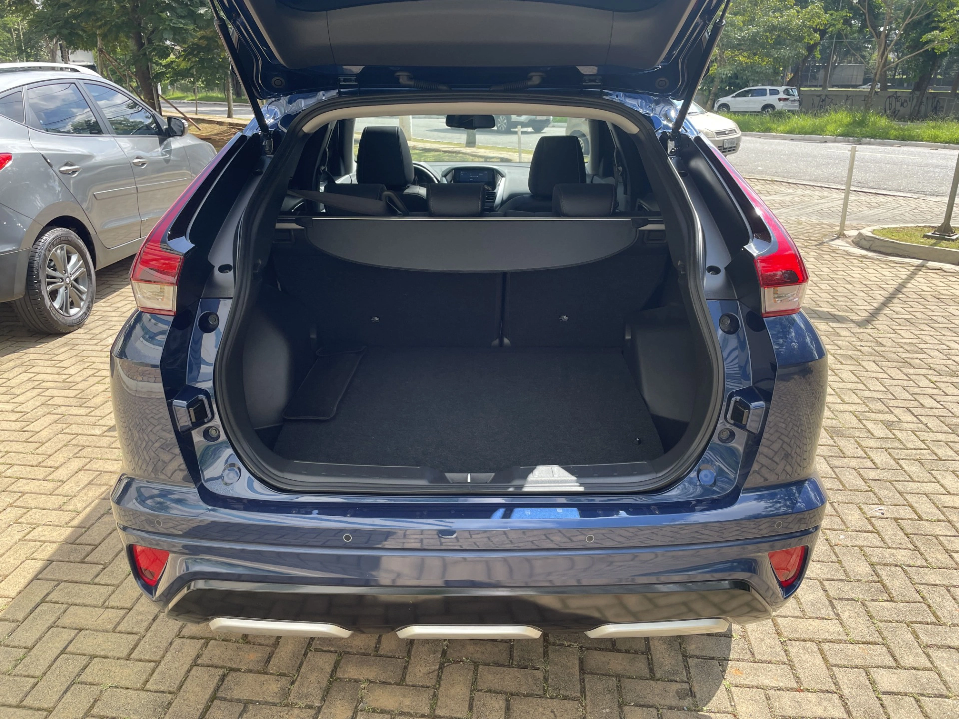 mitsubishi ECLIPSE CROSS 1.5 MIVEC TURBO GASOLINA HPE-S S-AWC CVT 202512