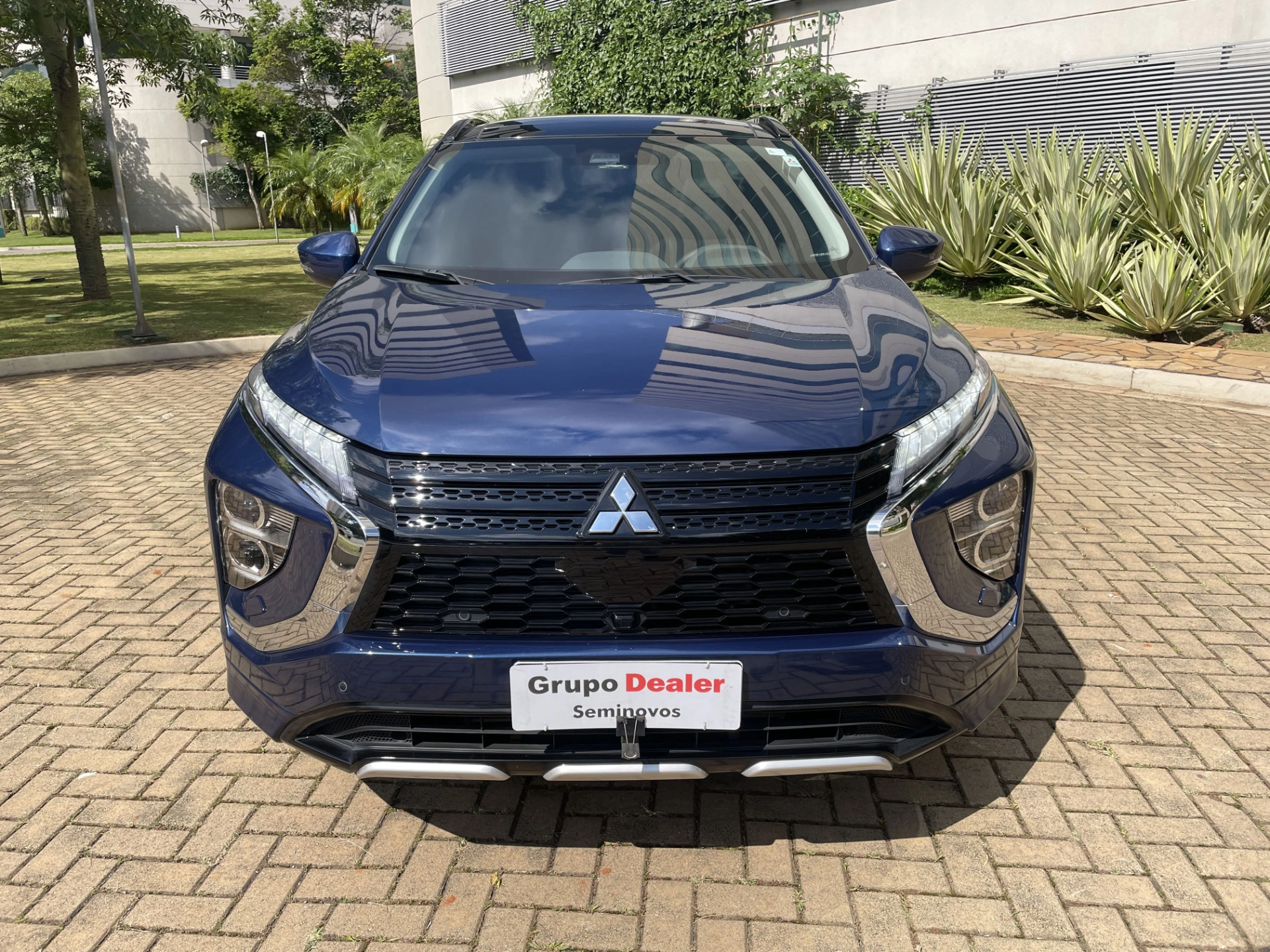 mitsubishi ECLIPSE CROSS 1.5 MIVEC TURBO GASOLINA HPE-S S-AWC CVT 20252