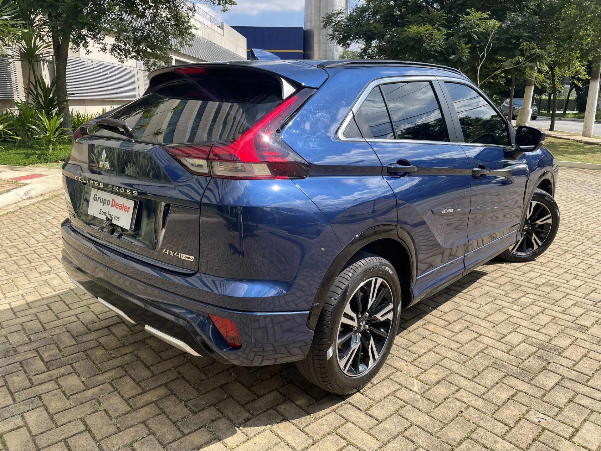 mitsubishi ECLIPSE CROSS 1.5 MIVEC TURBO GASOLINA HPE-S S-AWC CVT 20255