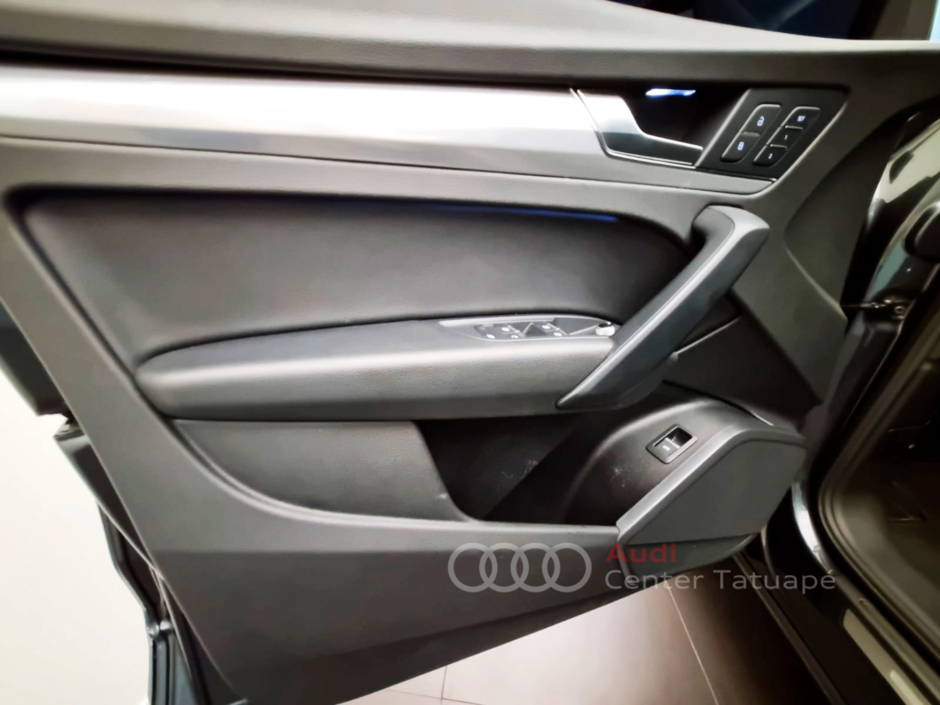 audi Q5 2.0 TFSI GASOLINA PRESTIGE PLUS S TRONIC 20198