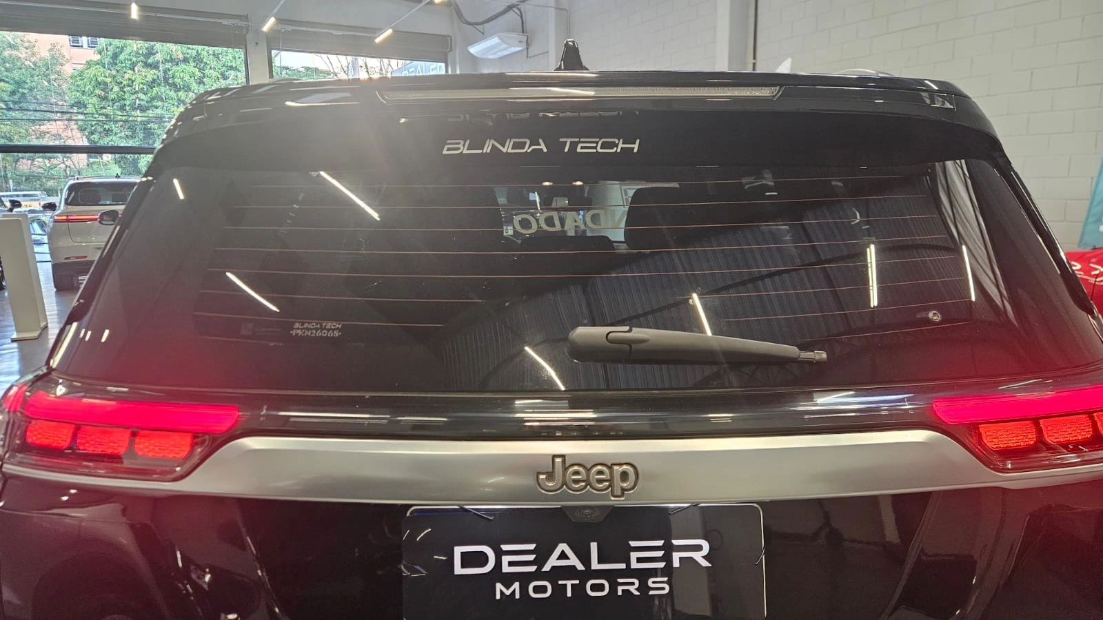 jeep COMMANDER 1.3 T270 TURBO FLEX OVERLAND AT6 20236