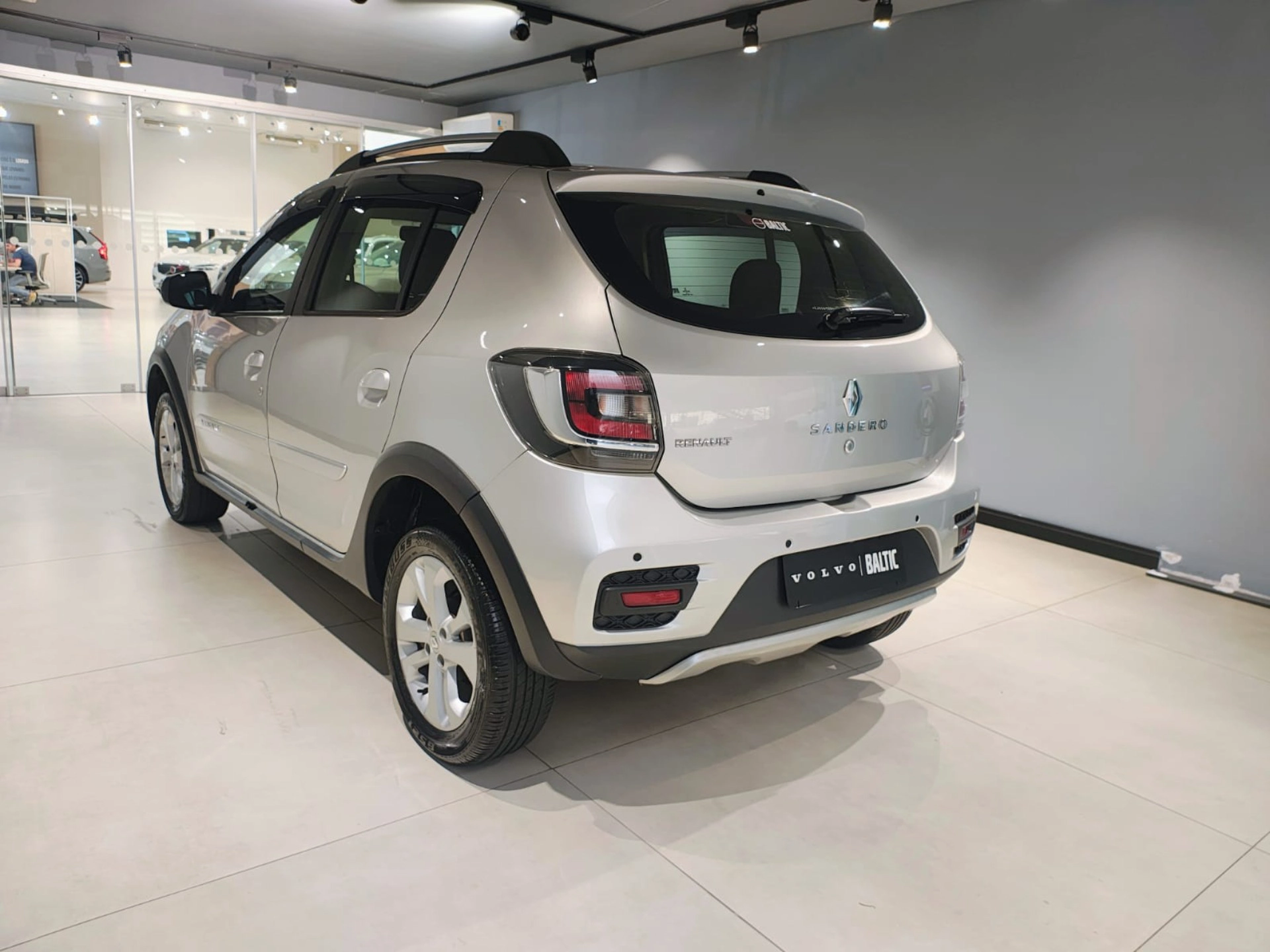 Renault-SANDERO-1.6 16V SCE FLEX STEPWAY DYNAMIQUE EASY-R