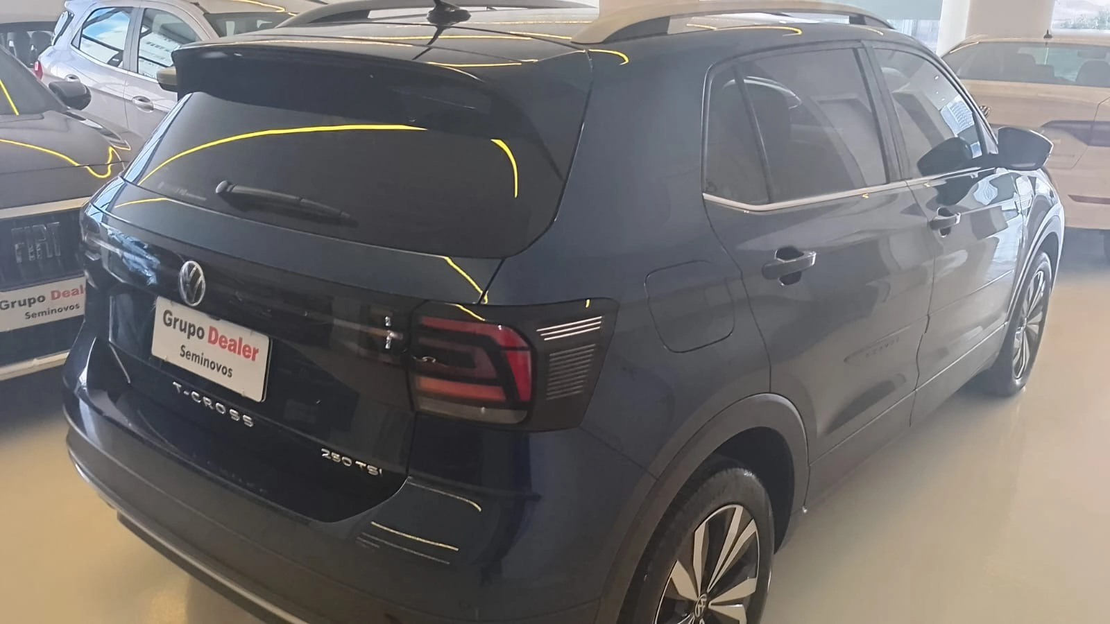 volkswagen T-CROSS 1.4 250 TSI TOTAL FLEX HIGHLINE AUTOMÁTICO 20242