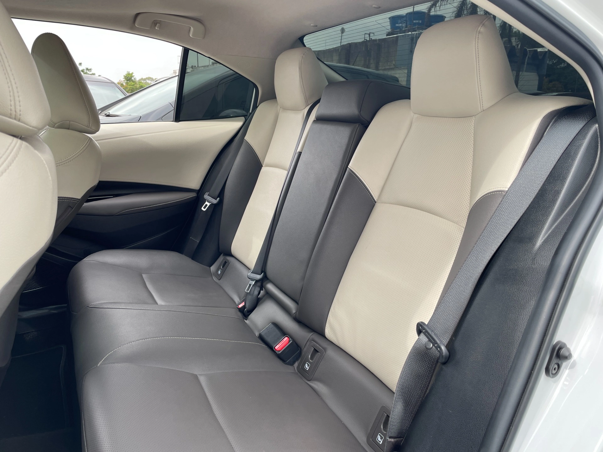 toyota COROLLA 1.8 VVT-I HYBRID FLEX ALTIS PREMIUM CVT 202419