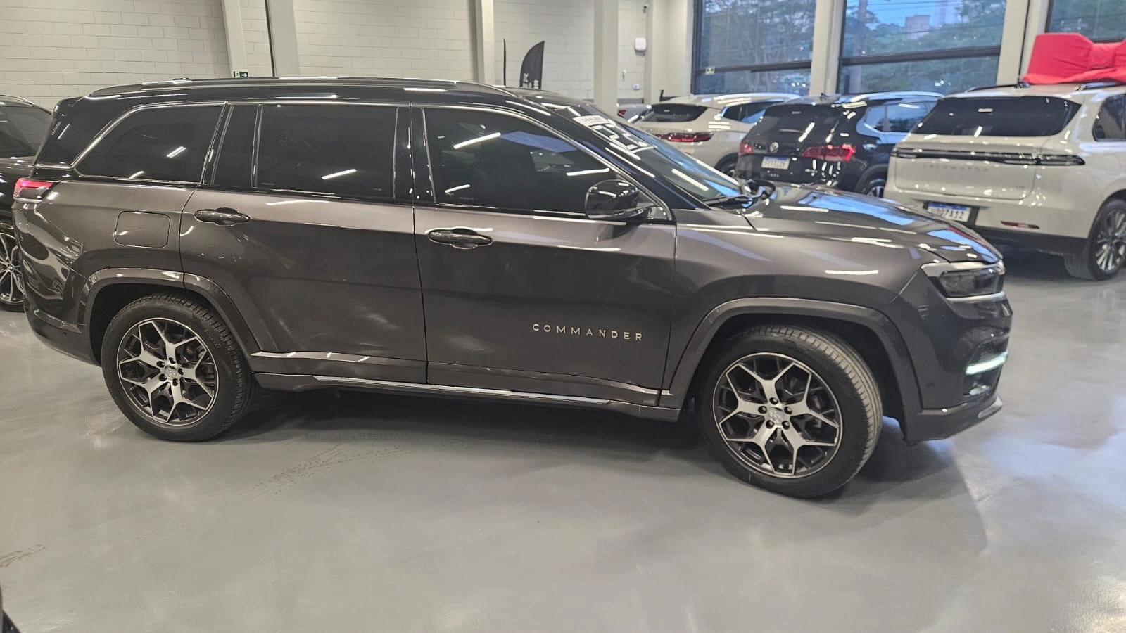 jeep COMMANDER 1.3 T270 TURBO FLEX OVERLAND AT6 20221
