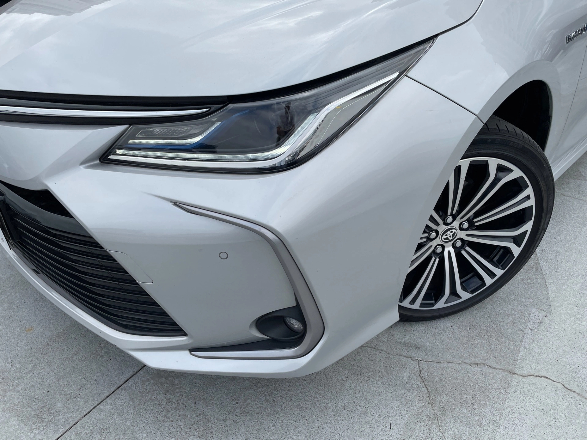 toyota COROLLA 1.8 VVT-I HYBRID FLEX ALTIS PREMIUM CVT 20233