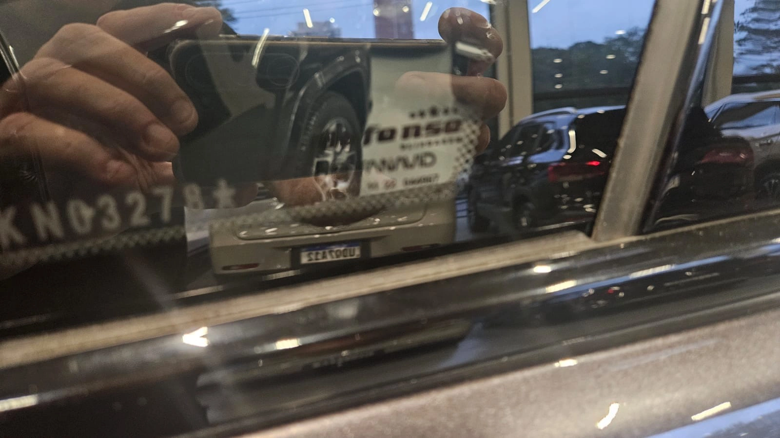 jeep COMMANDER 1.3 T270 TURBO FLEX OVERLAND AT6 202211